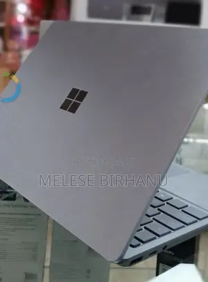New Laptop Microsoft Surface 8GB Intel SSD 512GB