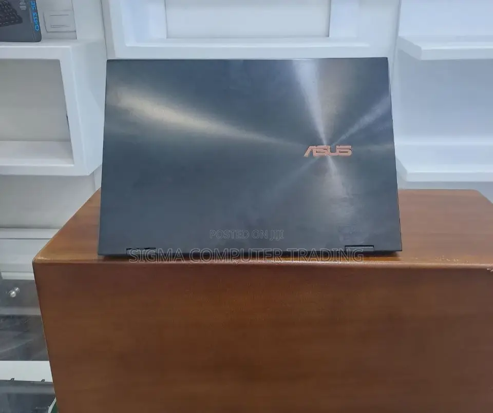 New Laptop Asus Zenbook 14 UX434 16GB Intel Core I7 SSD 512GB