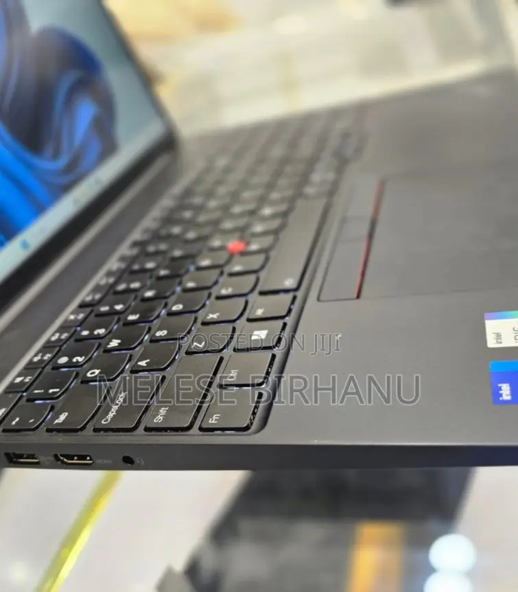 New Laptop Lenovo ThinkPad Yoga 16GB Intel Core I7 SSD 512GB