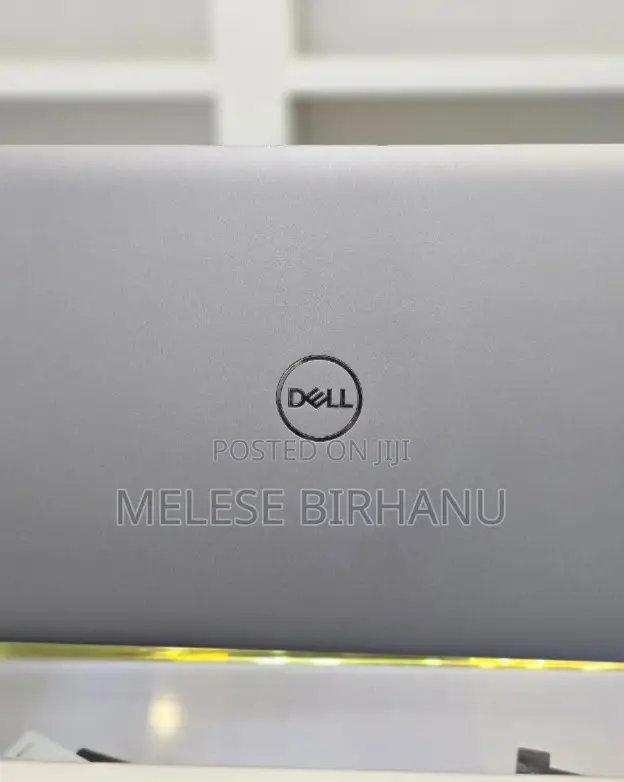 New Laptop Dell 16GB Intel Core I7 SSD 512GB