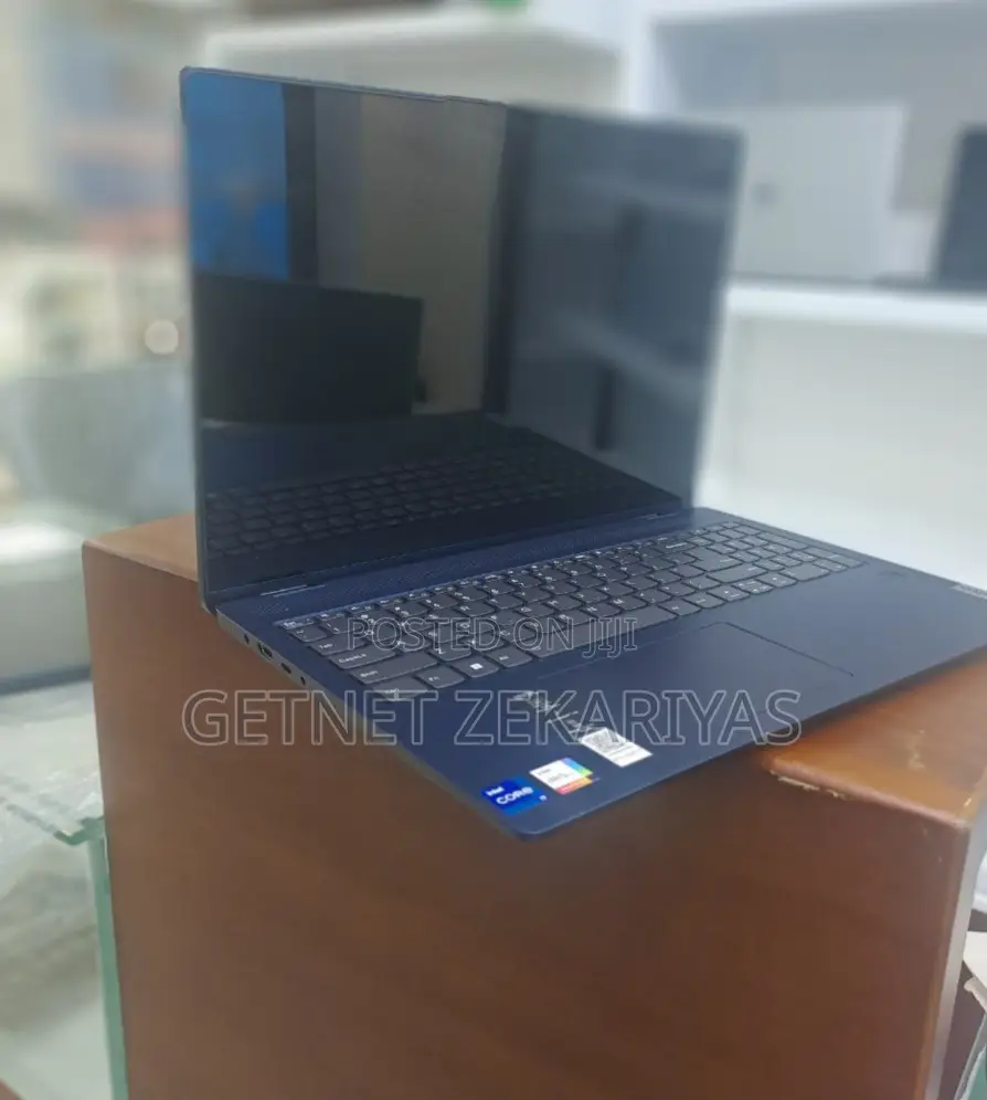 New Laptop Lenovo IdeaPad Flex 15 16GB Intel Core I7 SSD 512GB