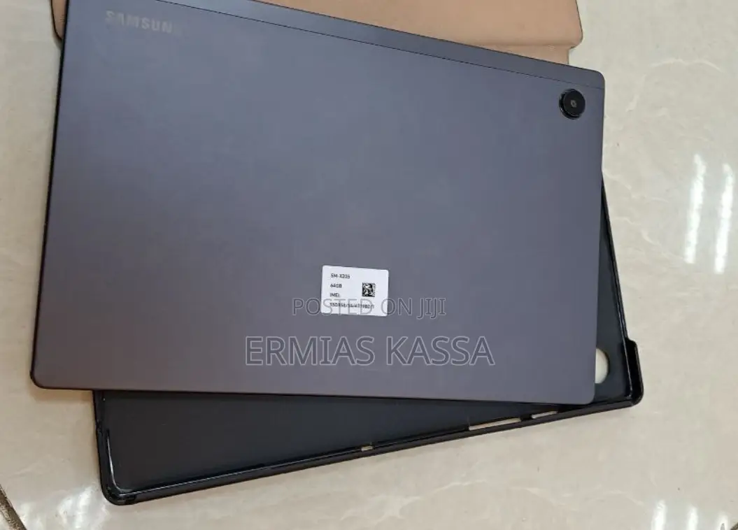 New Samsung Galaxy Tab A8 10.5 (2021) 64 GB Silver