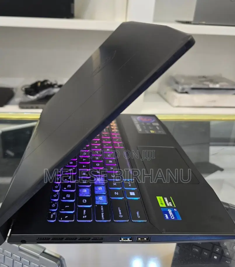 New Laptop MSI Katana 15 16GB Intel Core I7 SSD 1T
