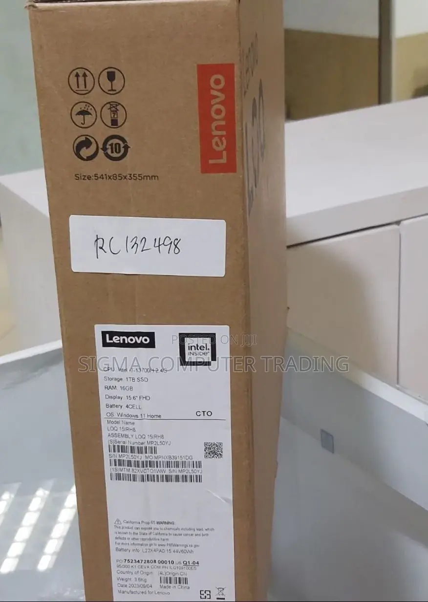 New Laptop Lenovo LOQ 15IRH8 16GB Intel Core I7 SSD 1T