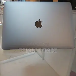 Photo - New Laptop Apple MacBook Pro 2017 16GB Intel Core I5 SSD 512GB