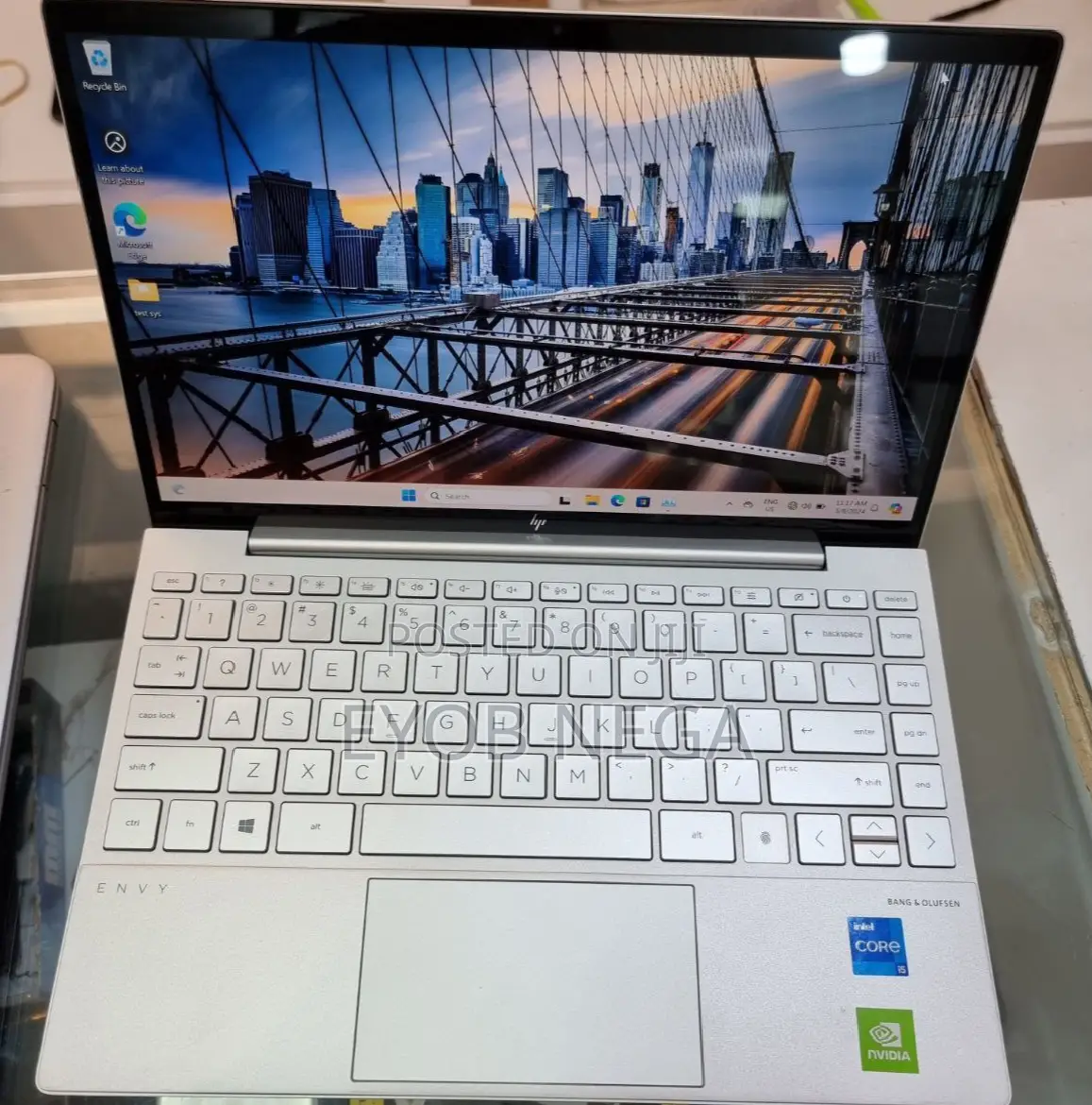 New Laptop HP Envy 13 16GB Intel Core I5 SSD 512GB