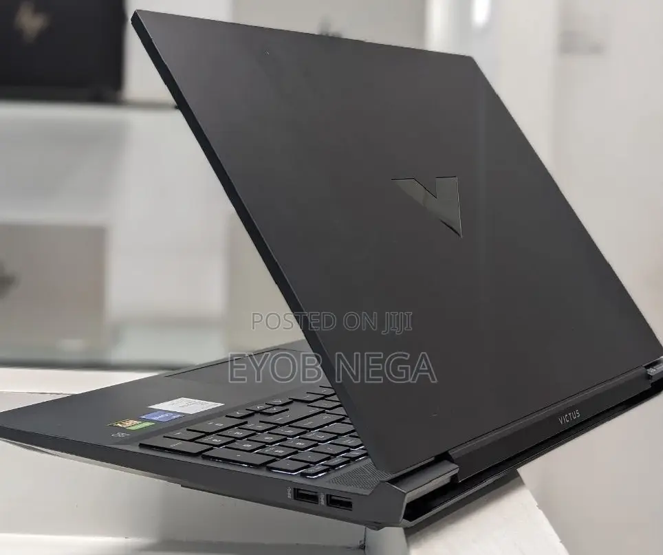 New Laptop HP Victus 16 16GB Intel Core I7 SSD 512GB