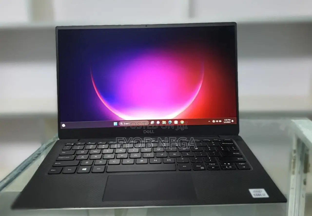 New Laptop Dell XPS 15 8GB Intel Core I5 SSD 256GB