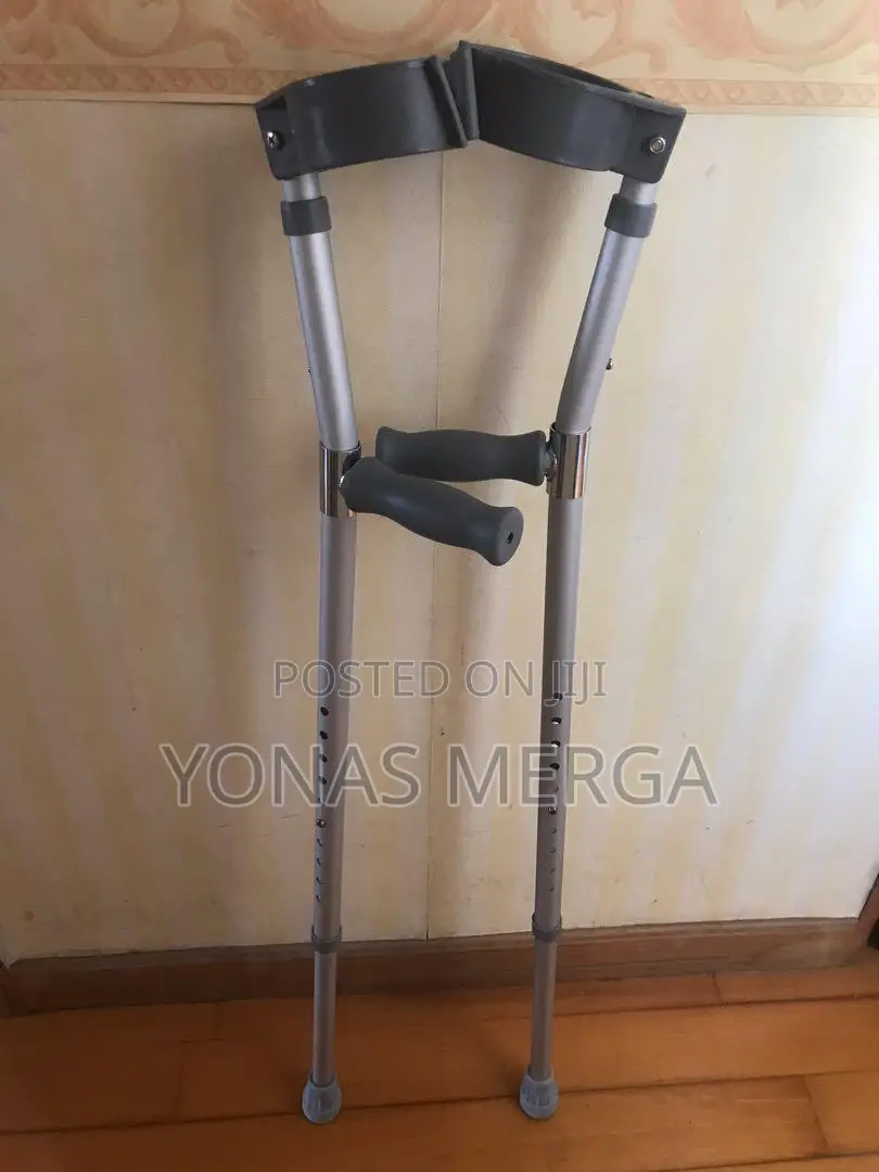 Crutches _በክንድ/Crunch:Cranch:ክራንች*Crutches"Crutches:የእጅ ክራች