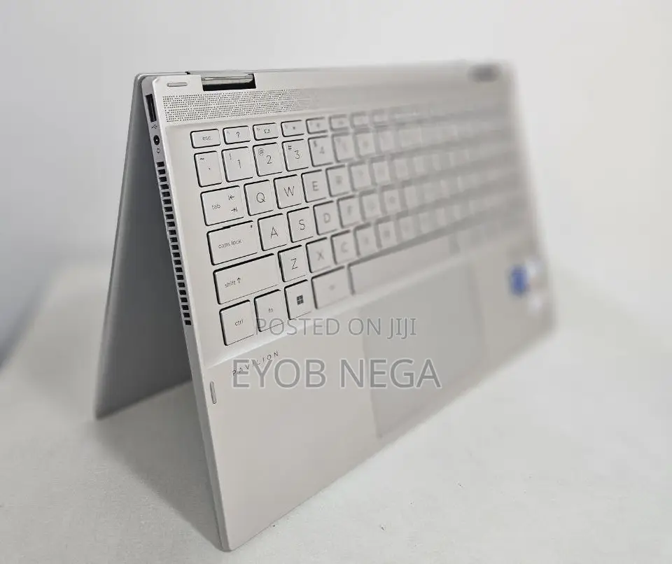 New Laptop HP Pavilion X360 16GB Intel Core I5 SSD 512GB