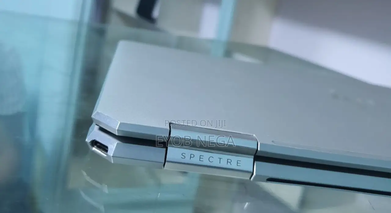 New Laptop HP Spectre X360 16GB Intel Core I7 SSD 512GB