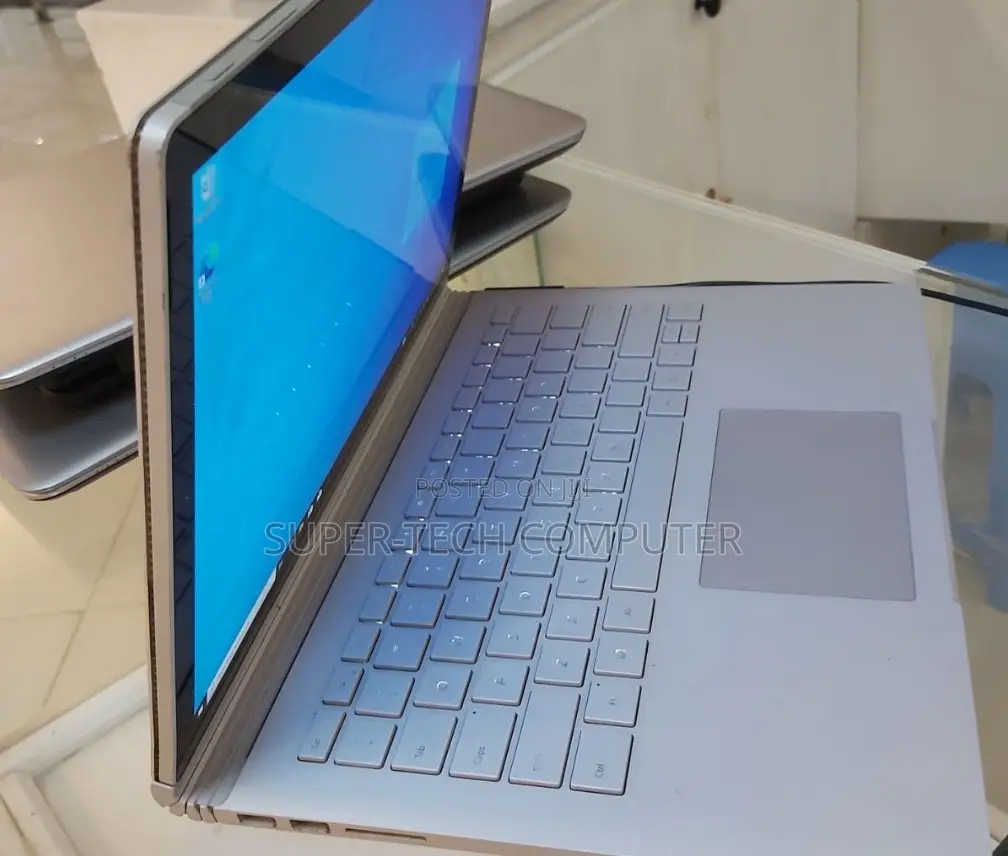 Laptop Microsoft Surface Book 8GB Intel Core I5 SSHD (Hybrid) 256GB