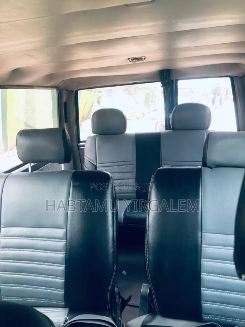 Nissan Patrol 1992 White