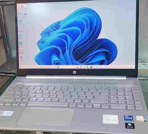 New Laptop HP Stream Notebook 8GB Intel Core I7 SSD 1T