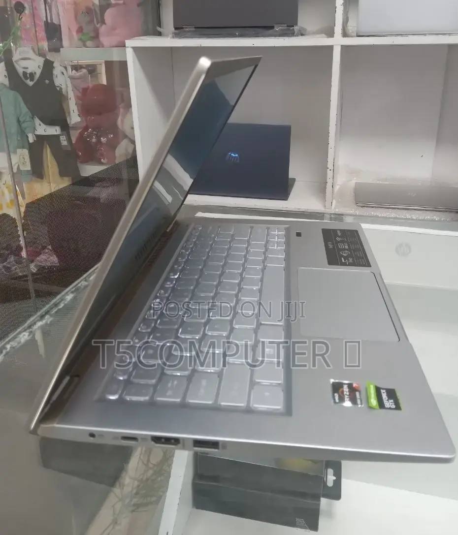 New Laptop Acer 16GB Intel Core I5 SSD 512GB