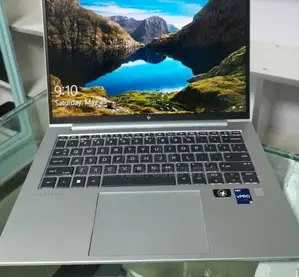 New Laptop HP EliteBook 860 G9 16GB Intel Core I5 SSD 512GB