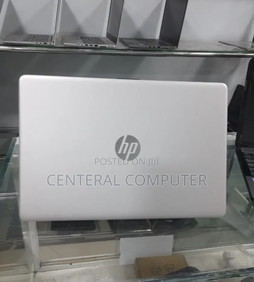 New Laptop HP Stream Notebook 8GB Intel Core I7 SSD 256GB