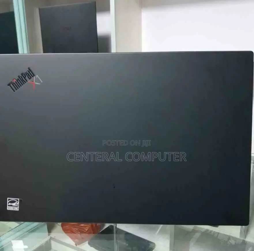 New Laptop Lenovo ThinkPad Yoga 16GB Intel Core I7 SSD 512GB