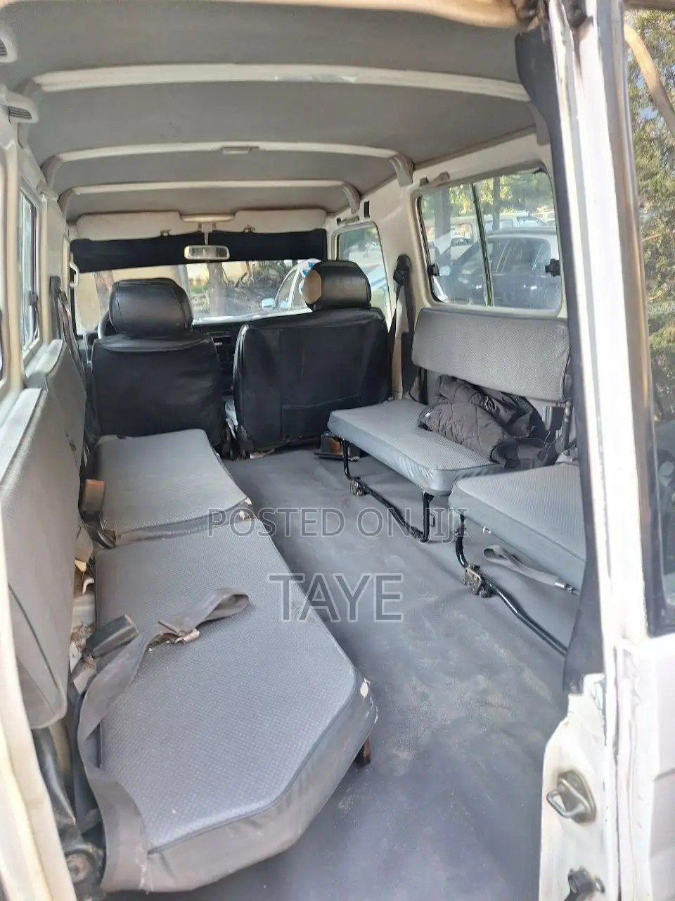 Toyota Land Cruiser 2007 White