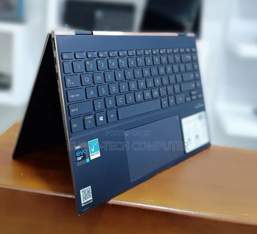 New Laptop Asus ZenBook UX330UA 16GB Intel Core I7 SSD 1T