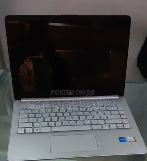 New Laptop HP Stream Notebook 8GB Intel Core I5 SSD 512GB