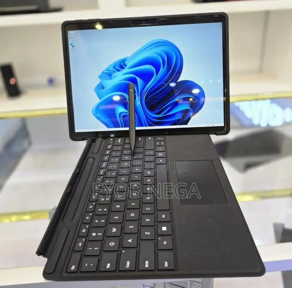 New Laptop Microsoft Surface Pro 9 16GB Intel Core I7 SSD 256GB