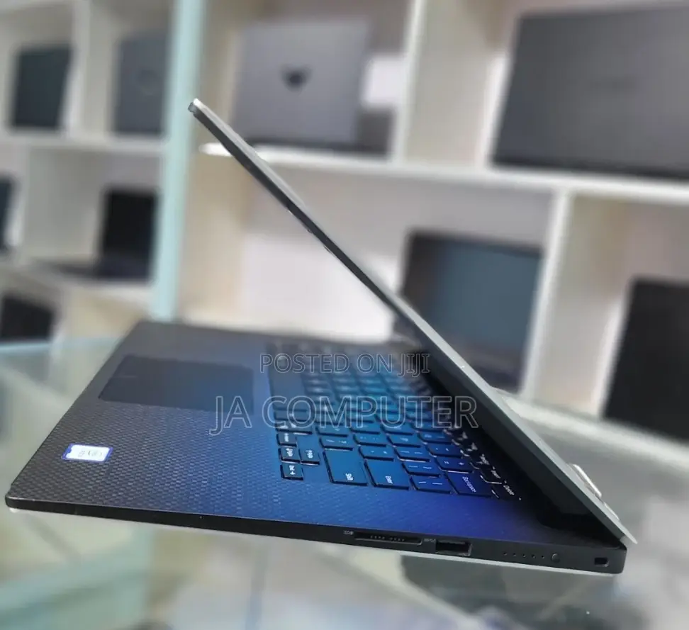 New Laptop Dell Precision 15 3541 16GB Intel Core I9 SSD 1T