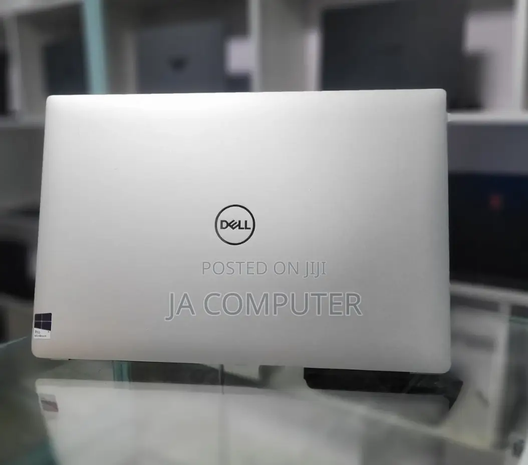 New Laptop Dell Precision 15 3541 16GB Intel Core I9 SSD 1T