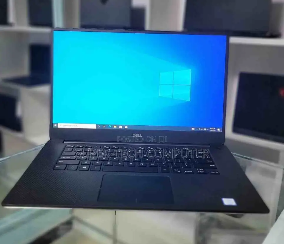 New Laptop Dell Precision 15 5510 16GB Intel Core I9 SSD 512GB