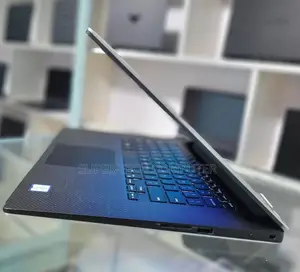 New Laptop Dell Precision 15 5510 16GB Intel Core I9 SSD 512GB