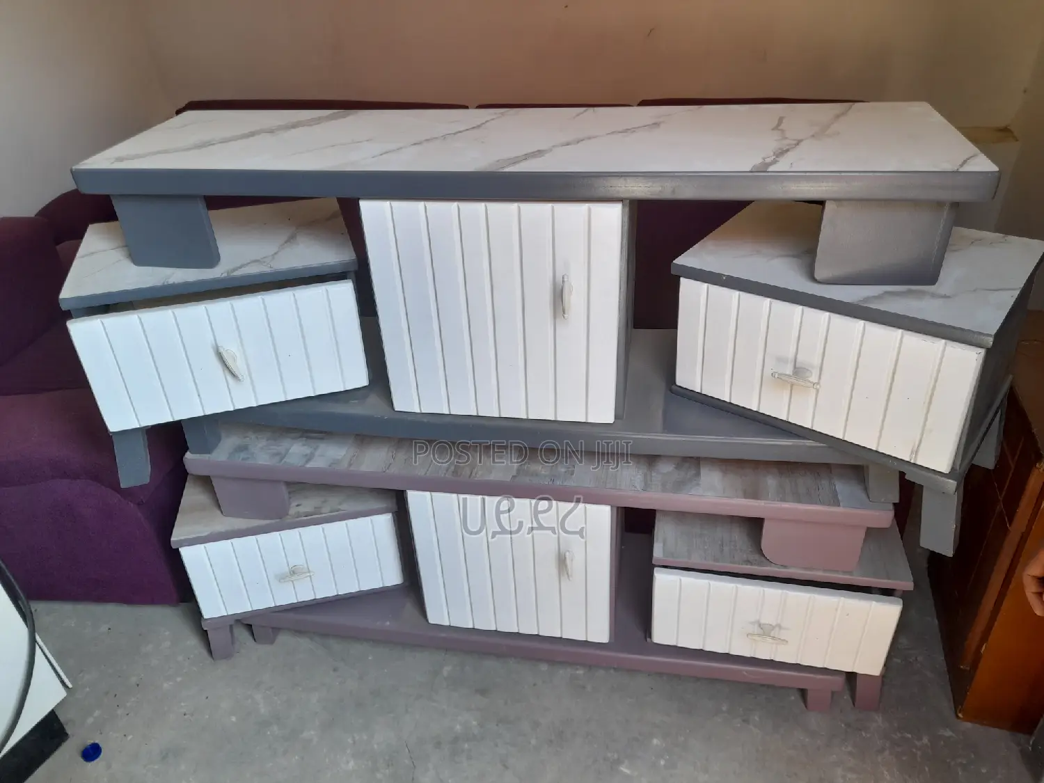 ብራዘርውድስ የሶፋና የእንጨት ውጤቶች ስራ ለኮንዶሚነየምና ለኪራይ ቤት የ