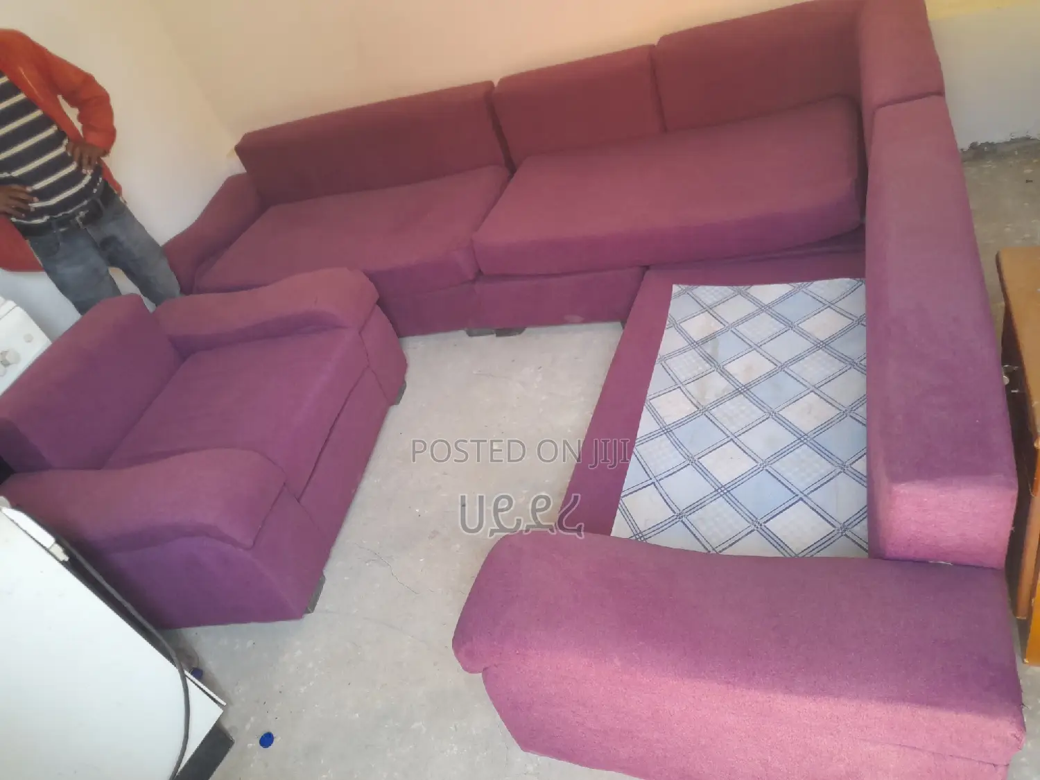 ለኮንዶሚነየምና ለኪራይ ቤት የሚሆኑ የሶፋ መጅሊስና የእንጨት ውጤቶች ስራ.