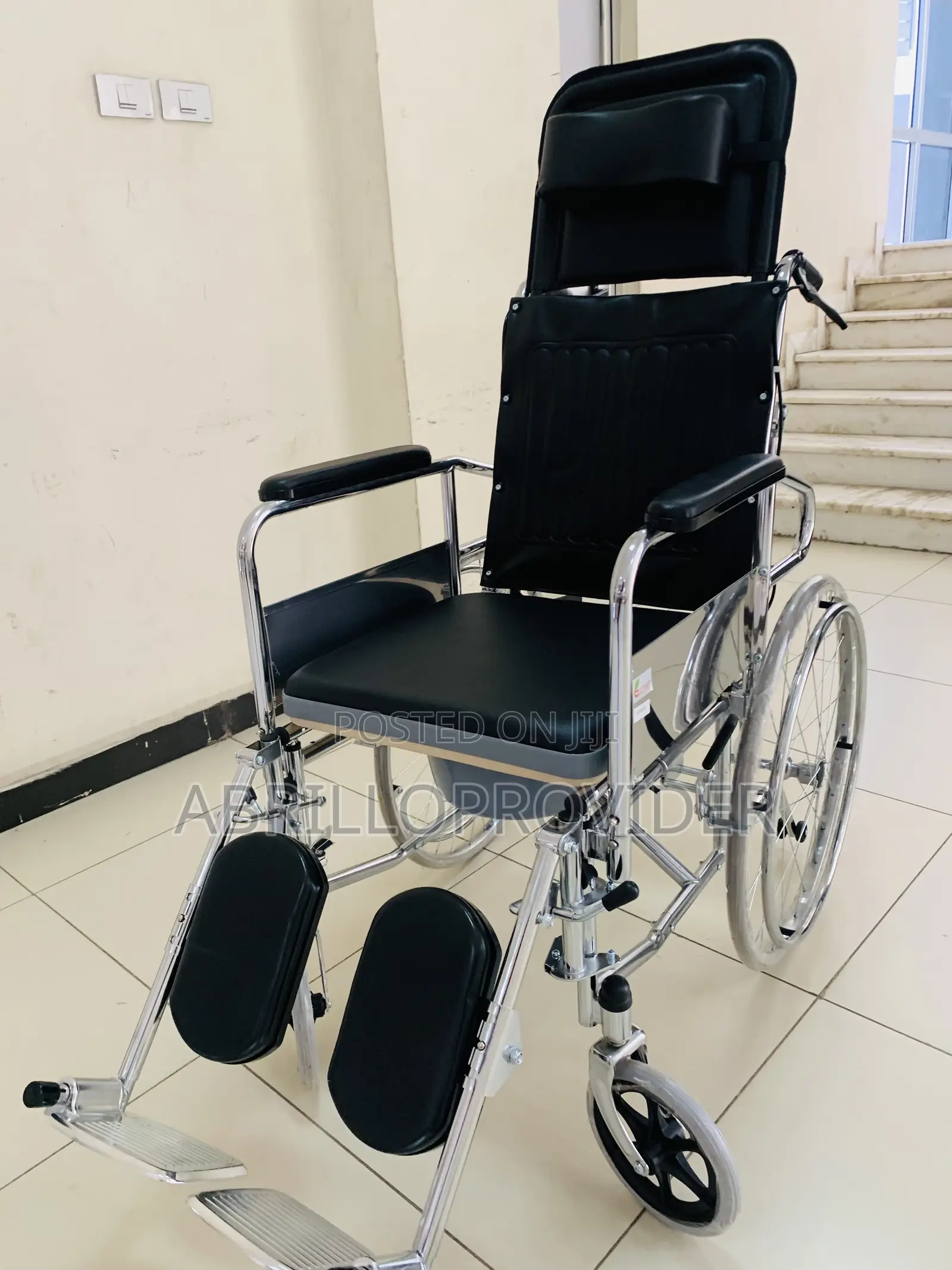 Paralyzed Wheelchair%>Wheelchair<W>Wheelchair<W>Wheelchair<W