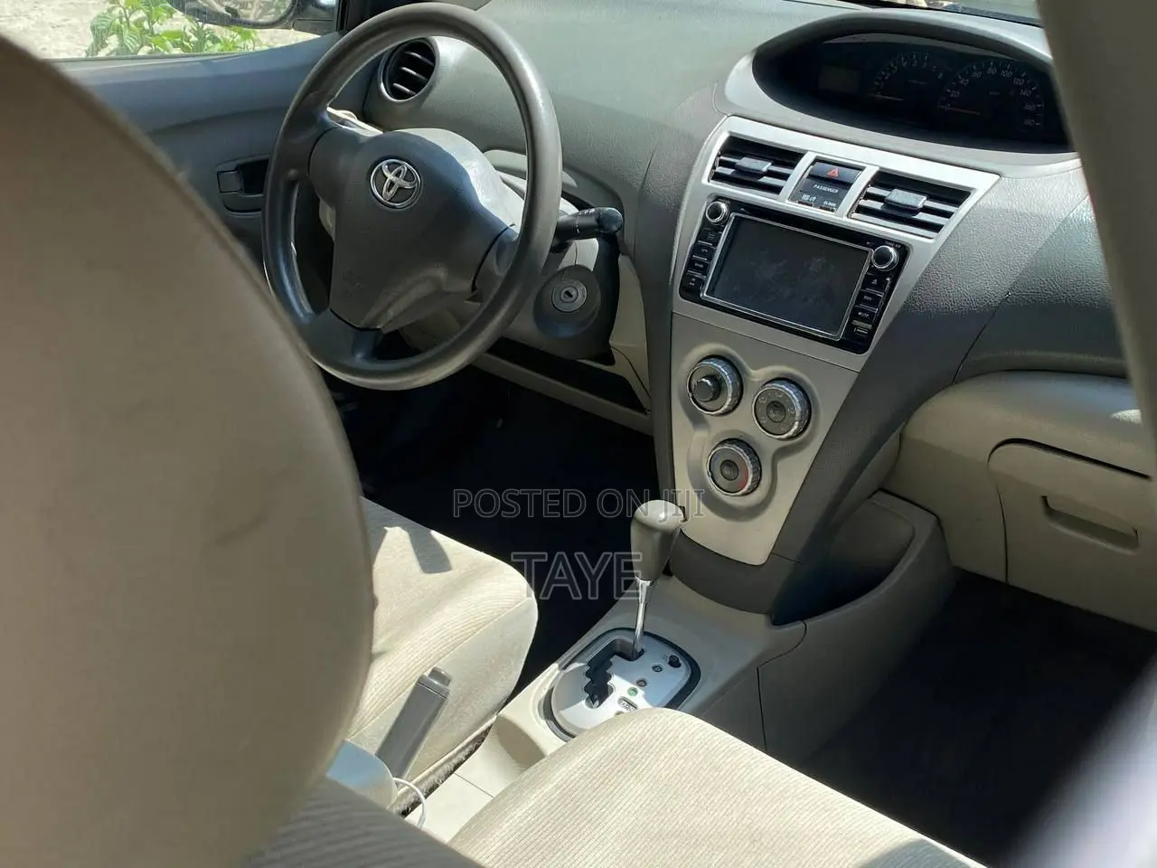 Toyota Belta 2010 White