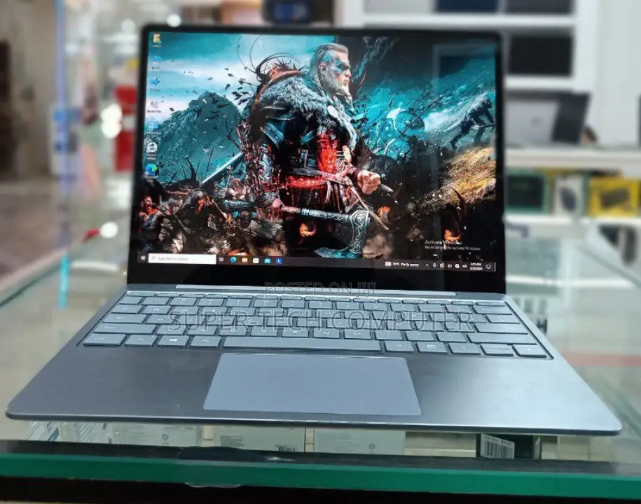New Laptop Microsoft Surface Go 8GB Intel Core I5 SSD 512GB