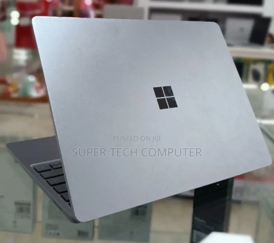 New Laptop Microsoft Surface Go 8GB Intel Core I5 SSD 512GB