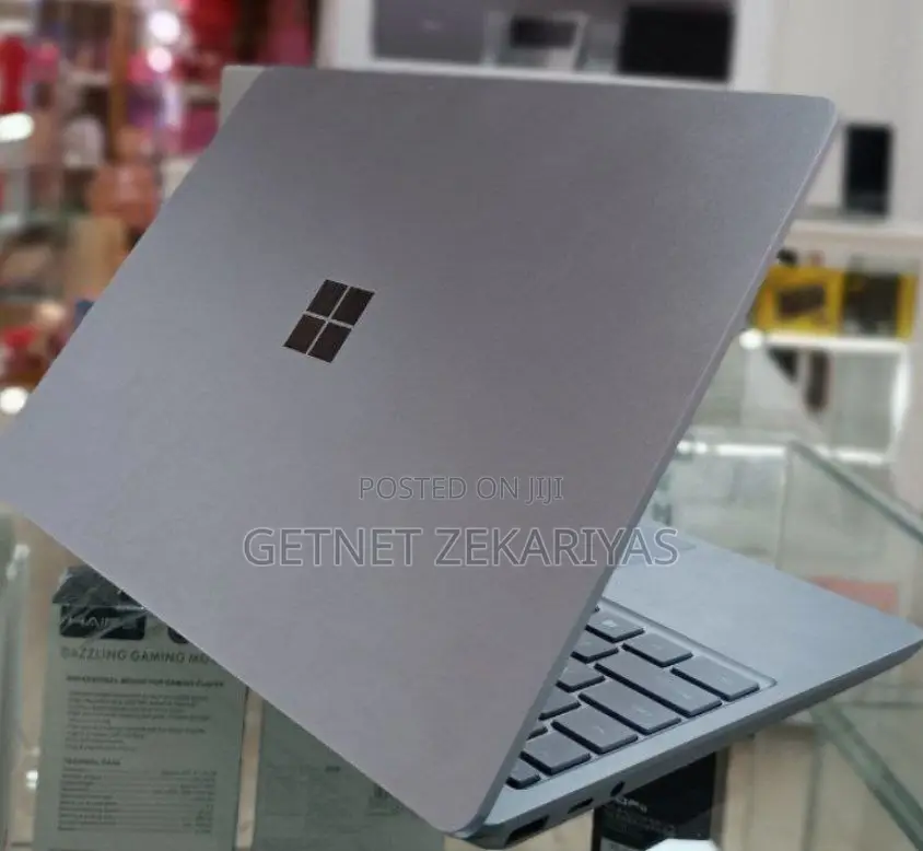 New Laptop Microsoft Surface Go 8GB Intel Core I5 SSD 512GB
