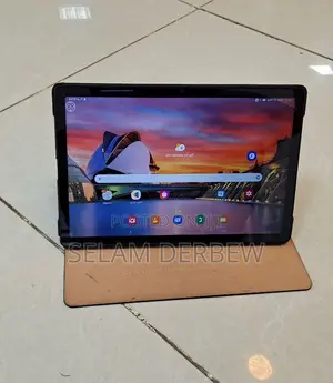 Photo - New Samsung Galaxy Tab A8 10.5 (2021) 64 GB Gray