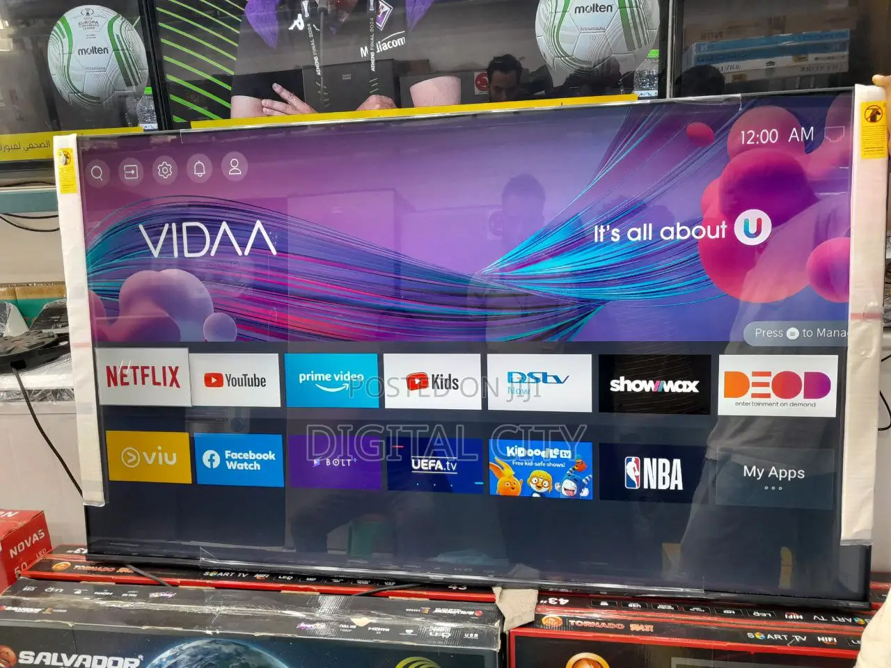 Hisense 70* Smart Tv