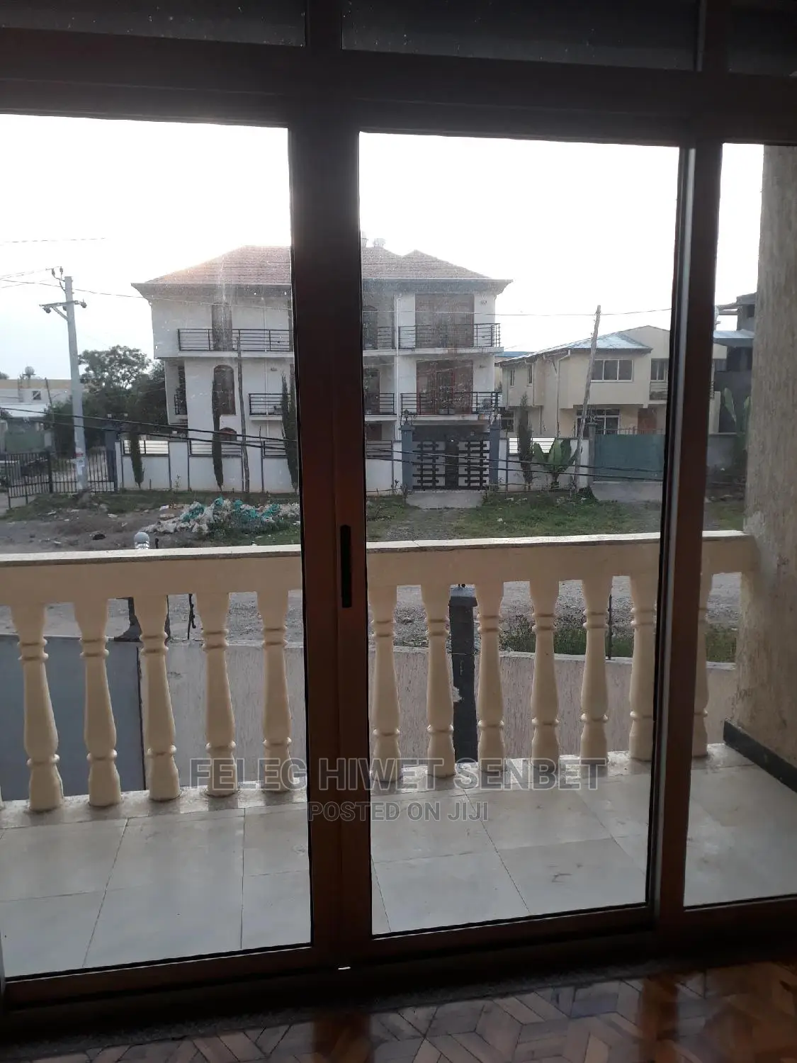 5bdrm House in Aa, Bole for rent