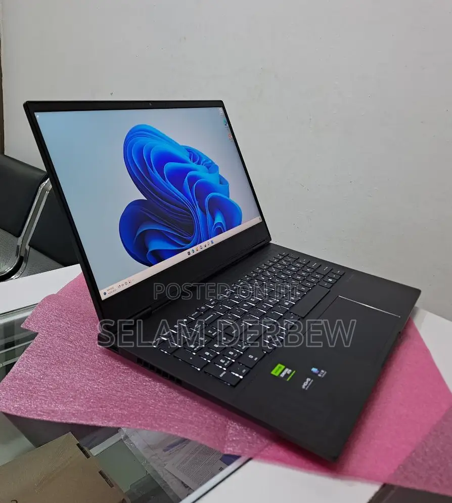 New Laptop HP Omen 16 16GB Intel Core I9 SSD 1T
