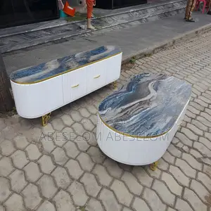 Photo - 1,50 Cm ቲቪ እስታንድ እና ጠረጴዛ