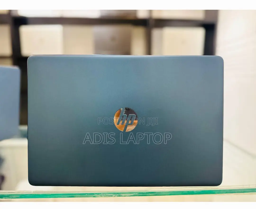 New Laptop HP EliteBook 840 8GB AMD Ryzen 5 SSD 256GB