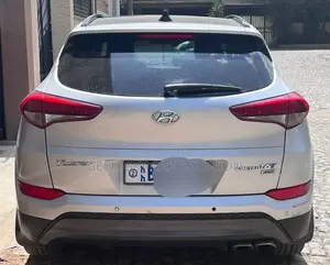 Hyundai Tucson 2016 Silver