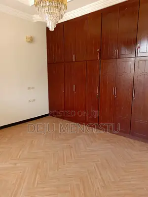 6bdrm Villa in መሪ, Bole for sale