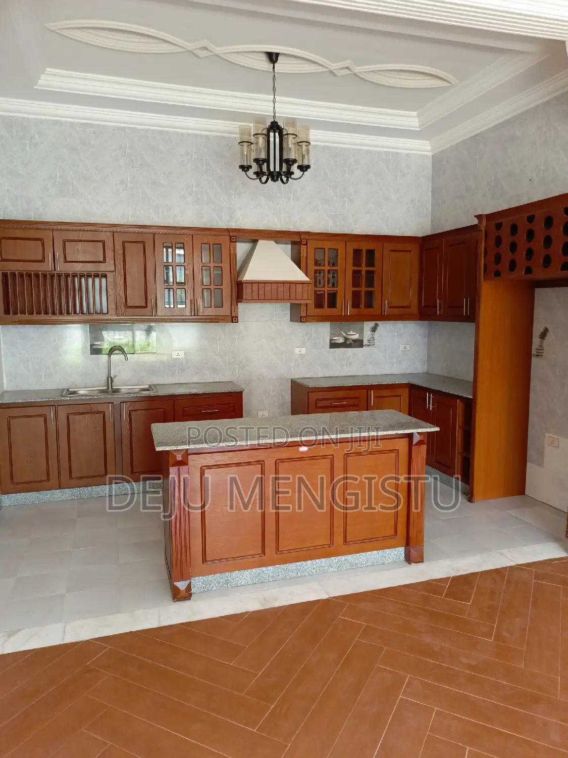 6bdrm Villa in መሪ, Bole for sale