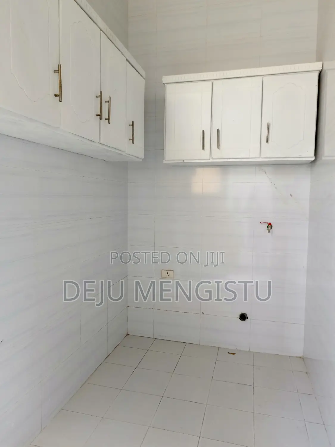 6bdrm Villa in መሪ, Bole for sale