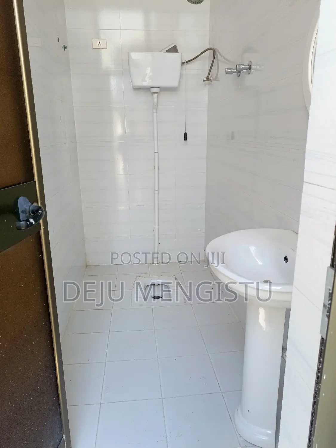 6bdrm Villa in መሪ, Bole for sale