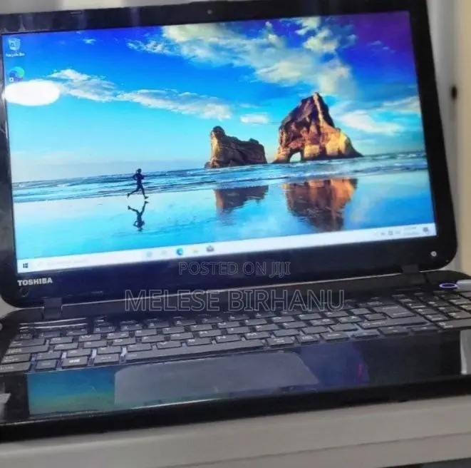 Laptop Toshiba Satellite C665 4GB Intel Core I7 SSD 256GB