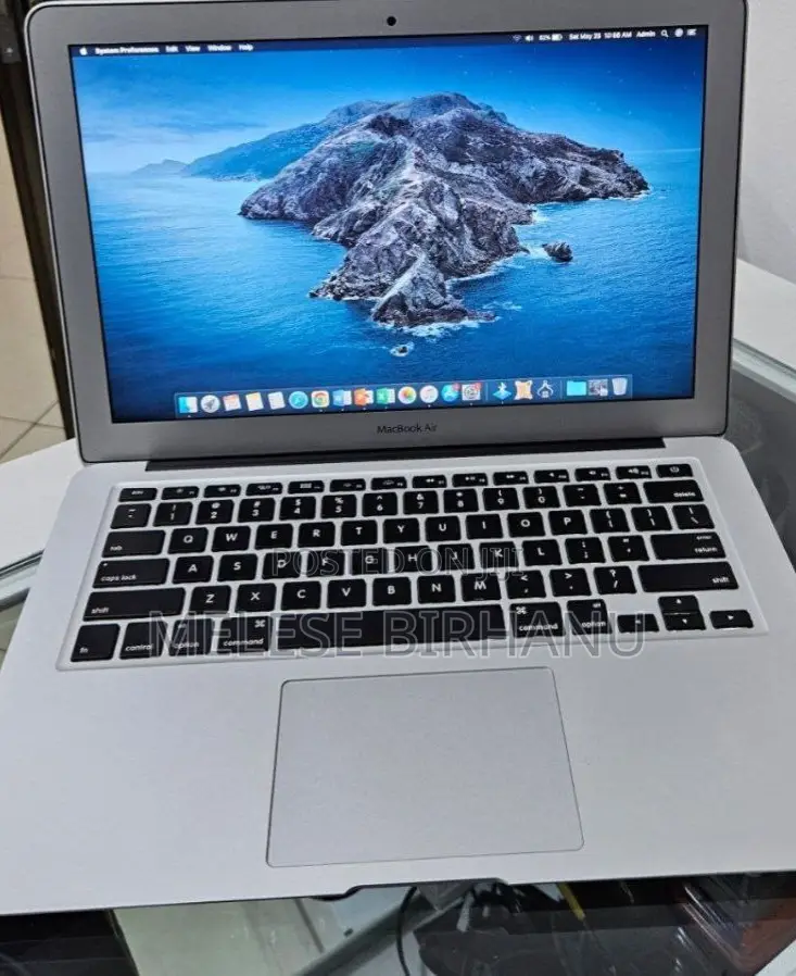 New Laptop Apple MacBook 2013 4GB Intel Core i5 SSD 256GB